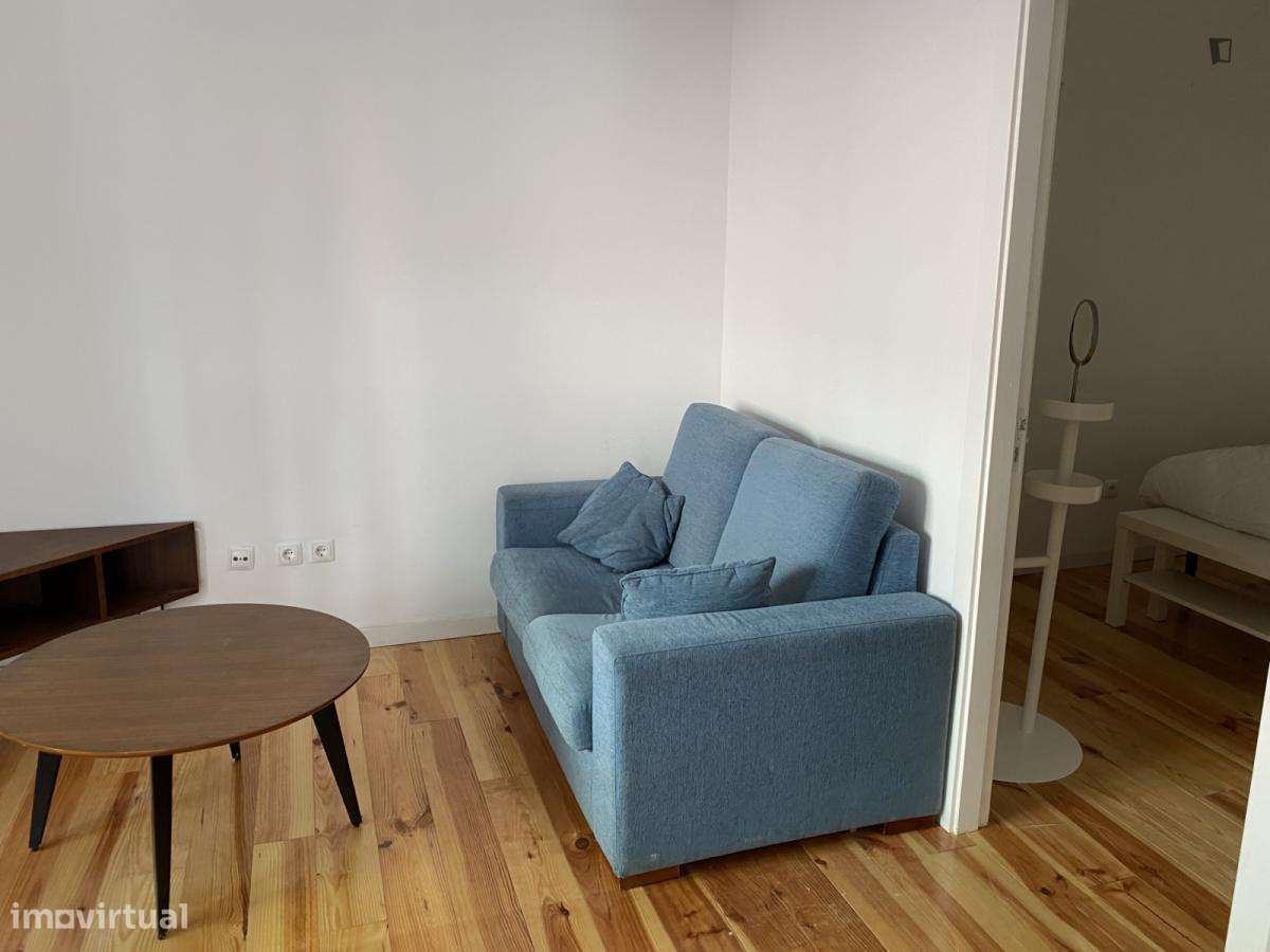 Apartamento com 1 quartos - localizado em Estrela Lisbon - Grande imagem: 5/8