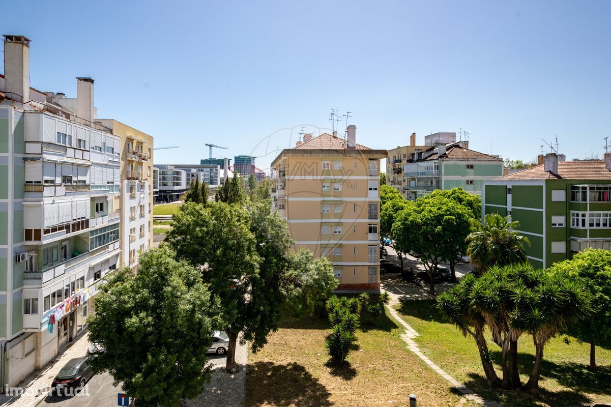 Apartamento T3 em Benfica