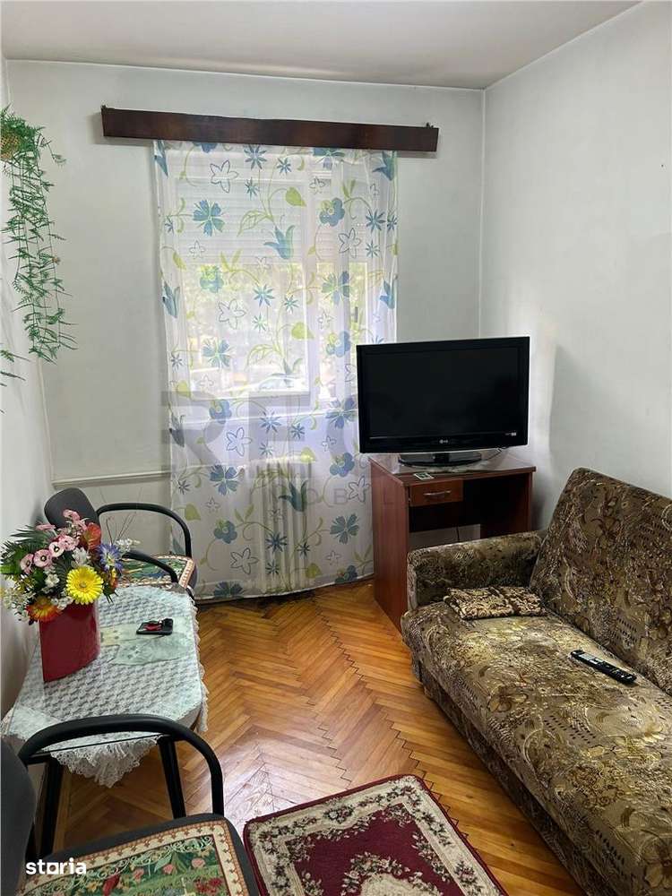 apartament 3 camere etajul 1 - Imagine principală: 4/10