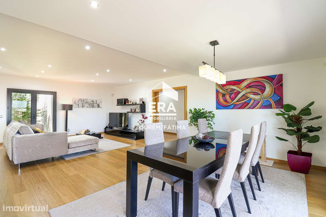 Moradia T3, Alburitel, Ourém - Grande imagem: 4/49