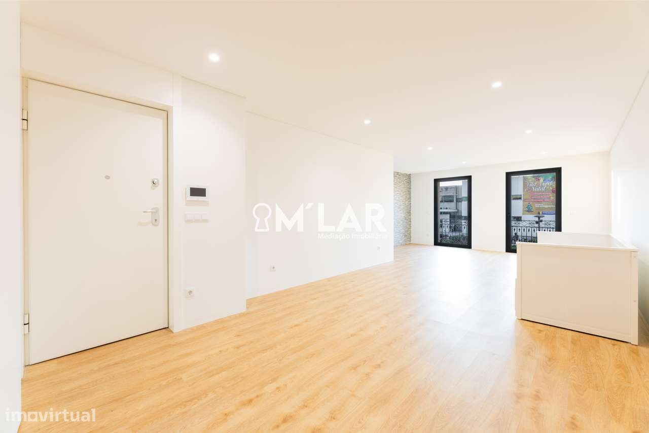 Apartamento T3 com piscina, Novo, no Centro de Vila Verde-3