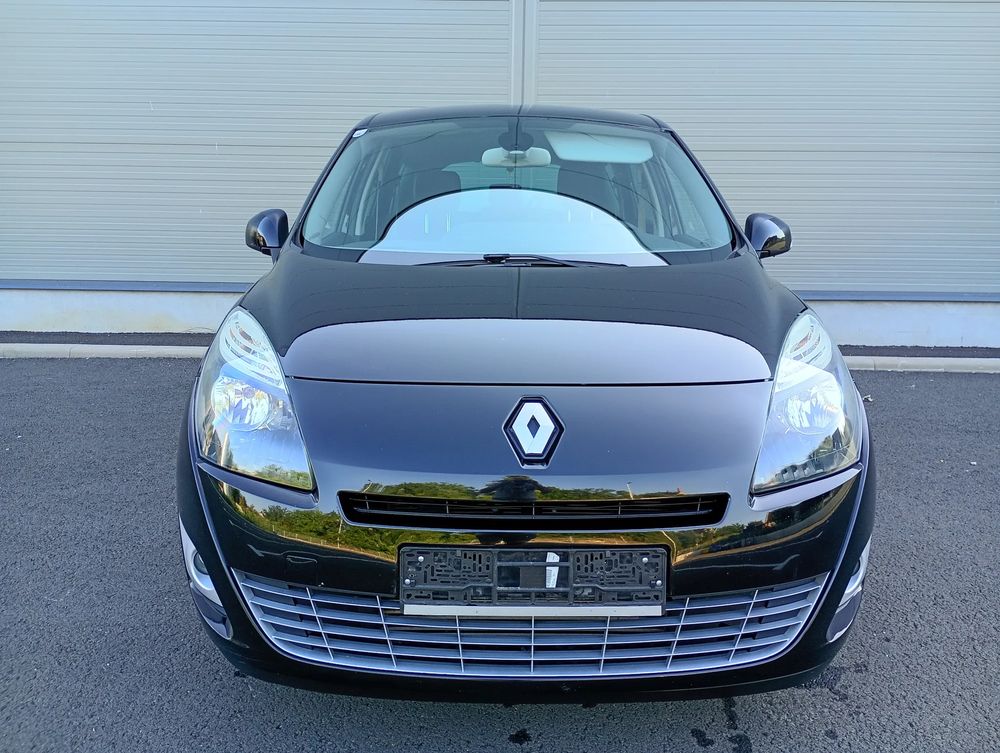 Renault Grand Scenic TCe 130 Bose Edition 2011