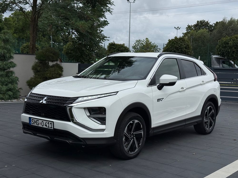 Mitsubishi Eclipse Cross 4WD Plus 2022