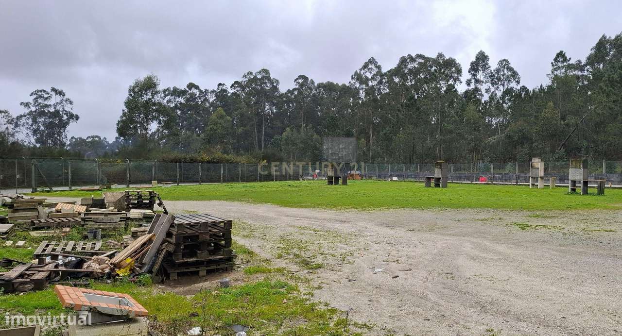 Terreno para Construção, na Via do Poder Local, em Paços de Ferreira - Grande imagem: 4/9