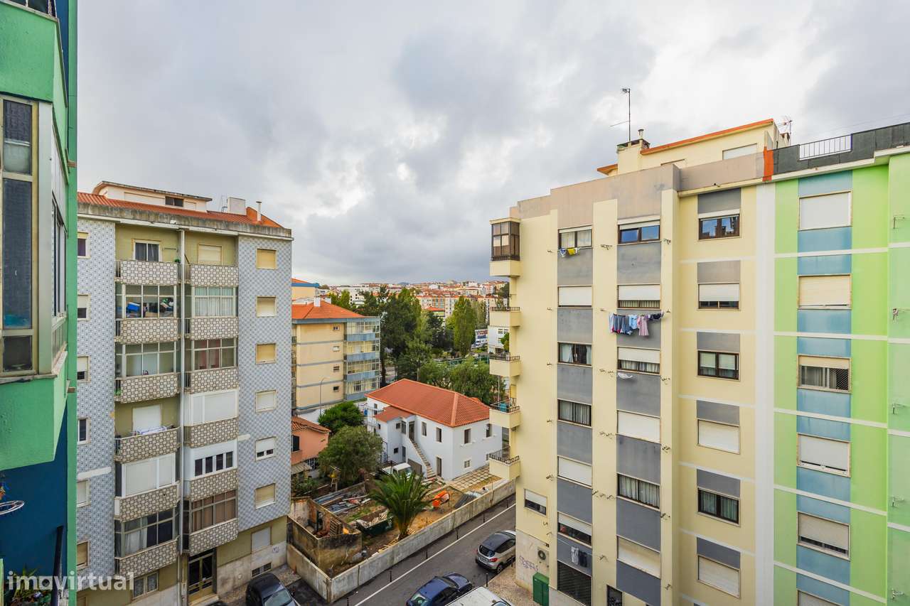 Apartamento T2 em Agualva-Cacém-20