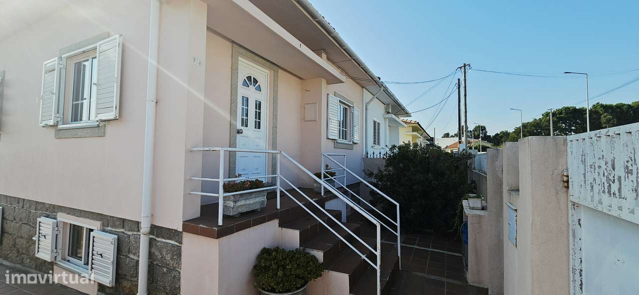 Moradia T3 em Arcozelo, Vila Nova de Gaia-24