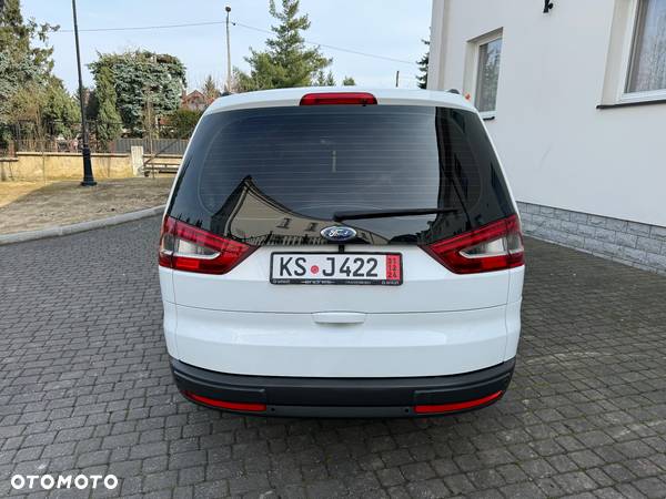 Ford Galaxy 2.0 TDCi Ghia - 12