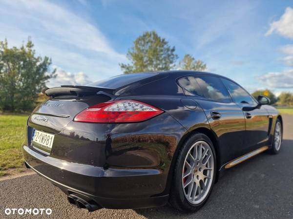 Porsche Panamera - 7