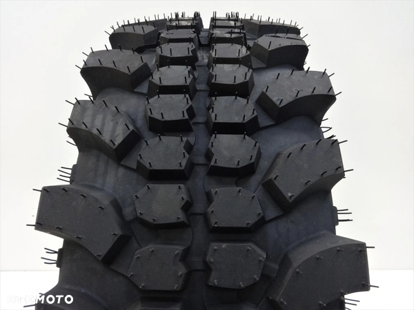 225/60R17 Opony bieżnikowane Profil Breaker MT/R - 2