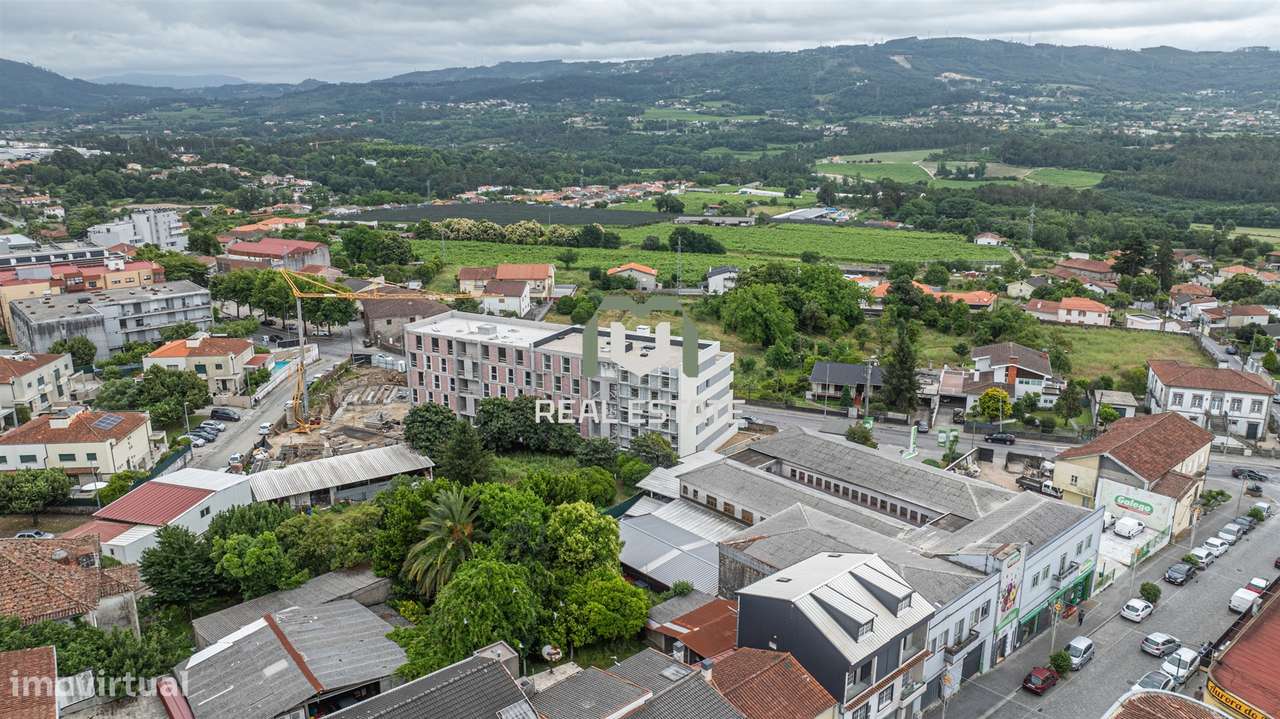 Apartamento T3 NOVO no centro de Amares-21
