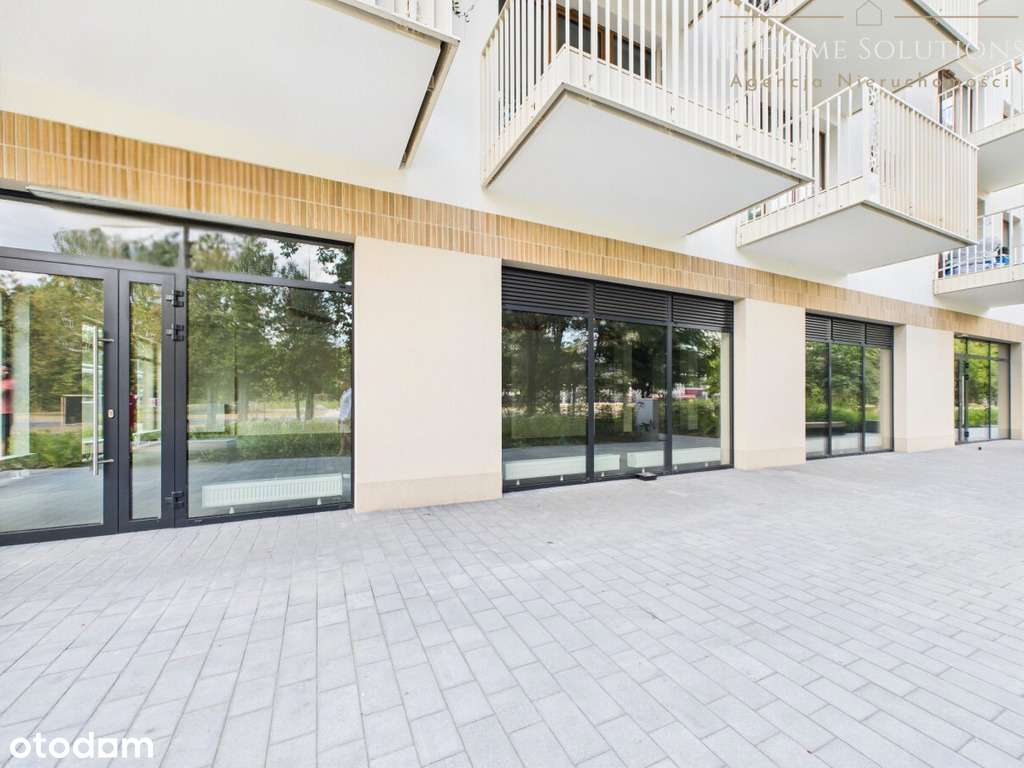 Lokal Usługowy 622 m² na parterze, witryny – pohled 2