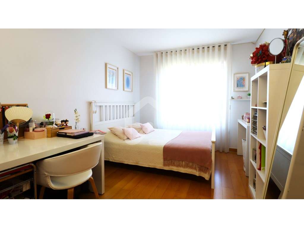 Apartamento T3 no último piso, vista Parque da Devesa-18