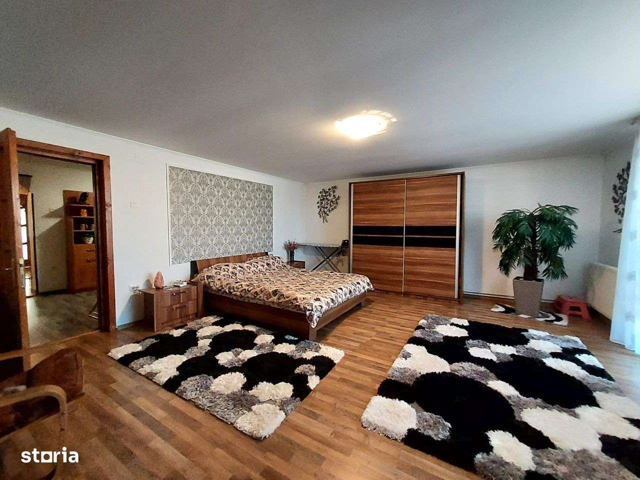 Vila Impresionantă în Deva–Construcție Solidă 3 garaje inclus elevator - Imagine principală: 3/19