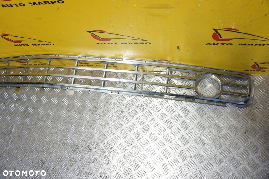 LINCOLN NAVIGATOR 2007 - 2014 Atrapa Przód Grill w Zderzak - 5