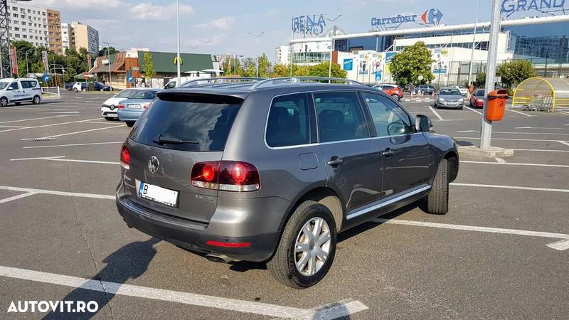 Volkswagen Touareg 3.0 V6 TDI DPF Tipt. Individual - 9