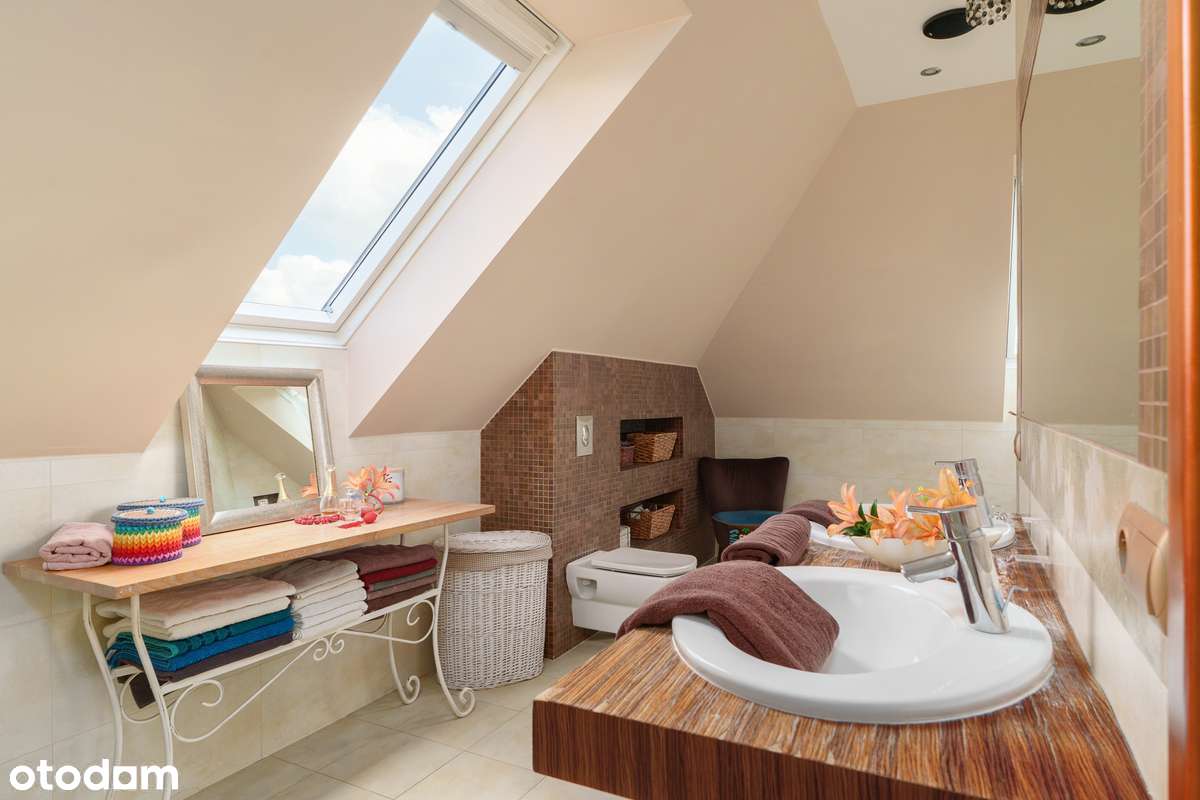 Dom w Słonecznikach - Henryków Urocze-13