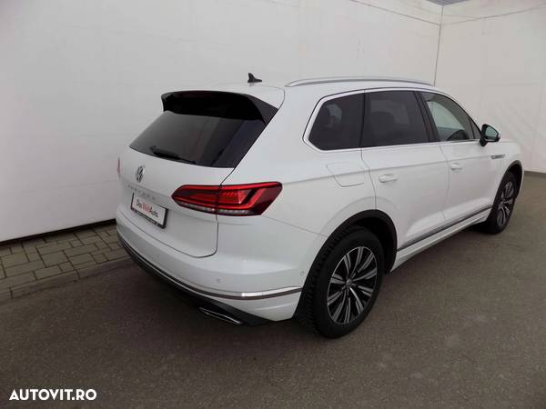 Volkswagen Touareg V6 TDI Elegance - 6