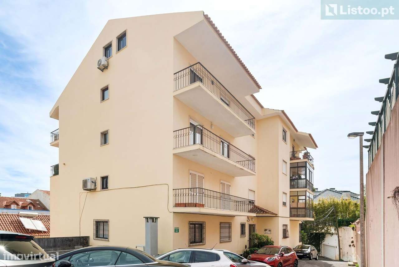 Apartamento T2+T1 com vista mar, no Monte Estoril-26