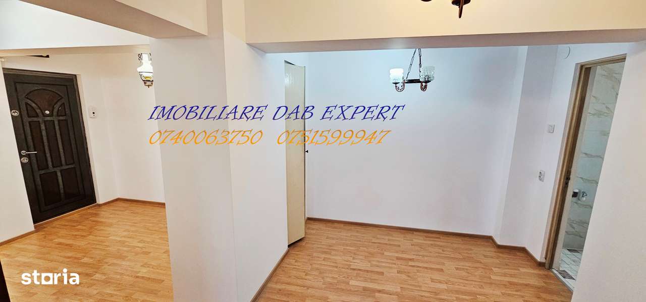 Apartament 3 camere, balcon, zona Faleza Galati - Imagine principală: 4/9