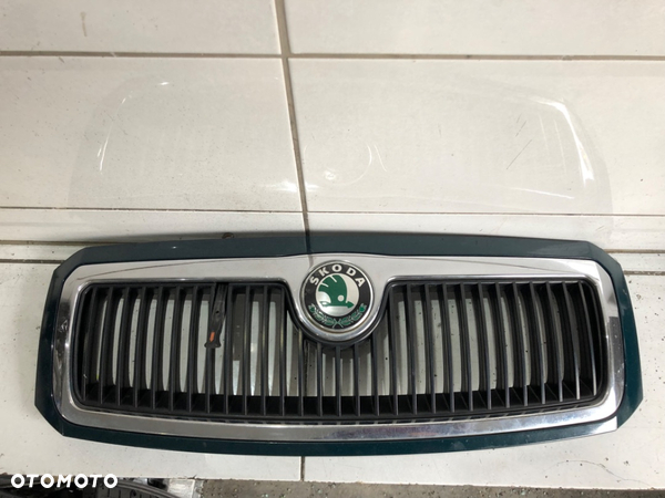 Grill atrapa SKODA FABIA I - 1