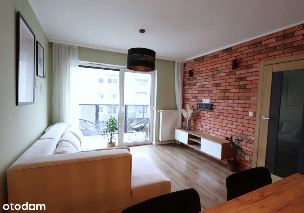 Śliczne, niemal nowe, urządzone!-9