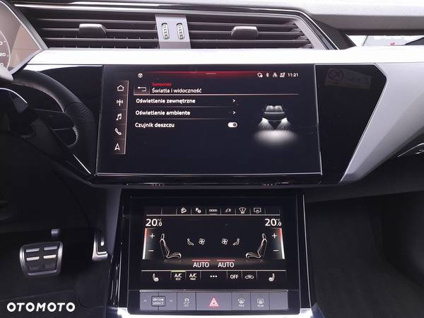 Audi e-tron - 26