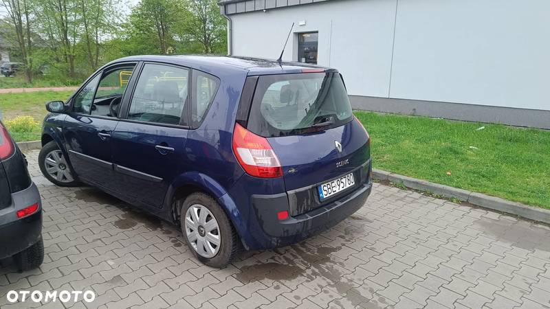 Renault Scenic 1.6 16V Authentique - 4