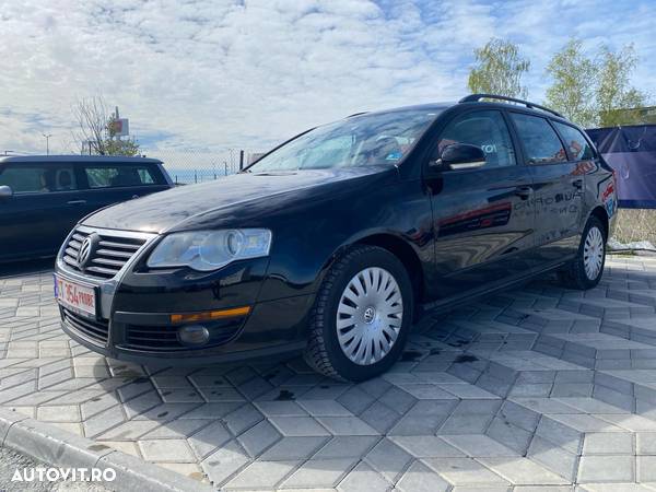 Volkswagen Passat Variant 2.0 TDI Trendline - 1