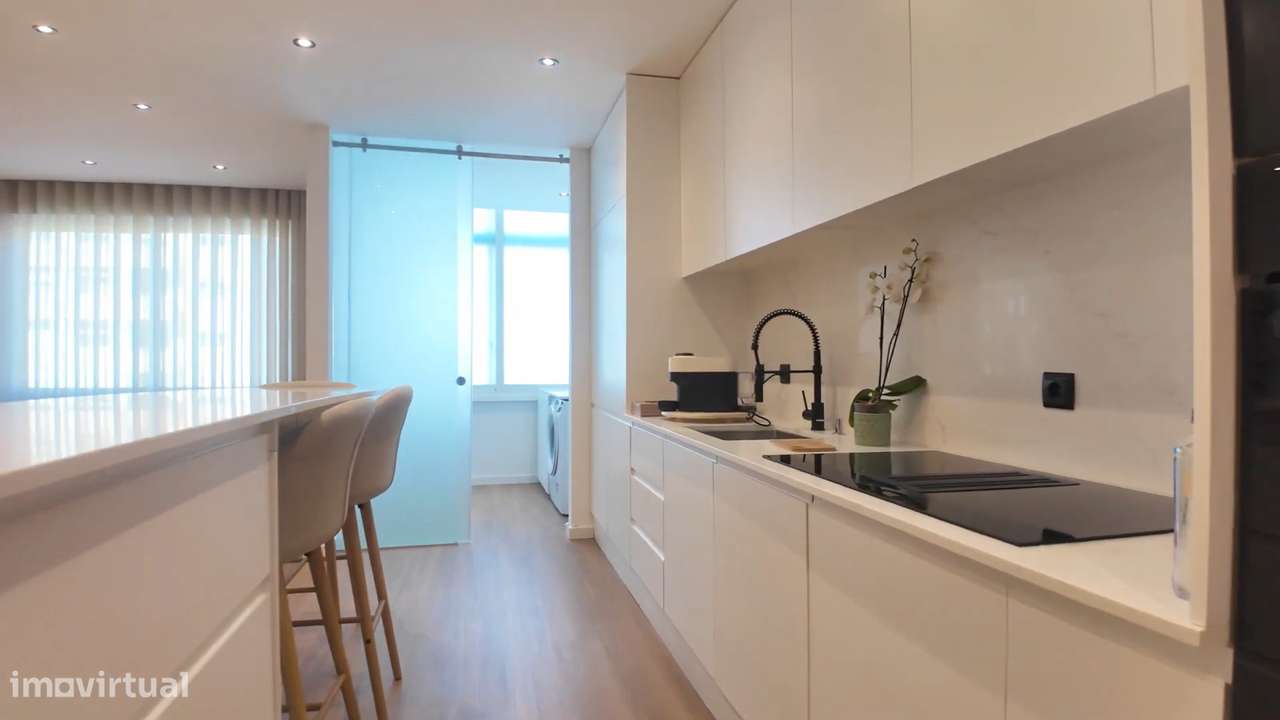 Apartamento T2 com varandas no Centro Porto! - Grande imagem: 5/20