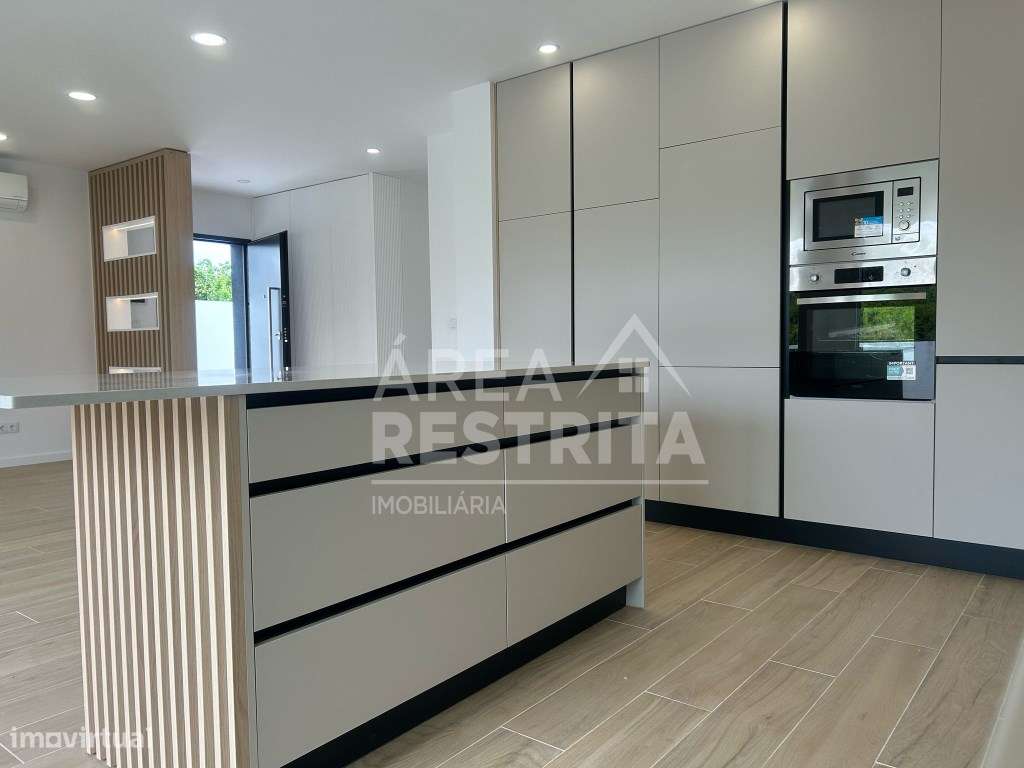 Fernão Ferro- Pinhal do General- Moradia Isolada Térrea T3 NOVA - Grande imagem: 4/31