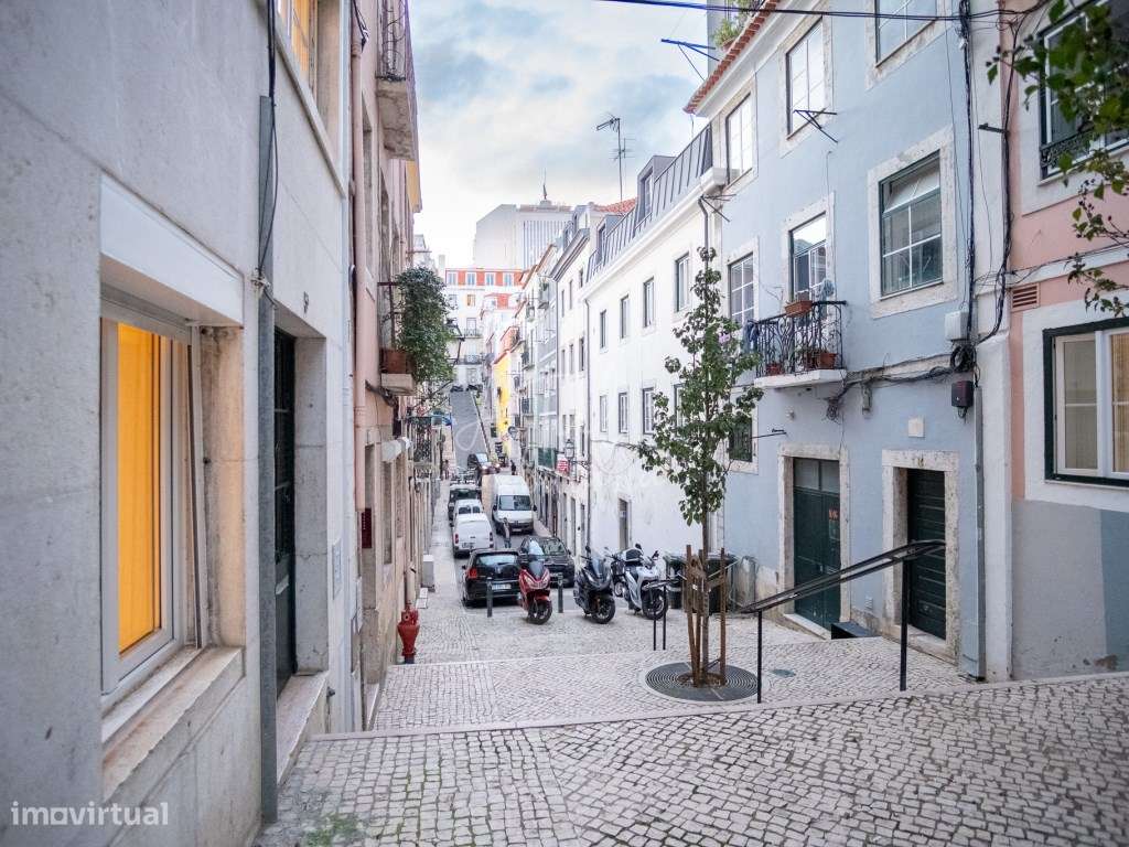 Apartamento T2 C/TERRAÇO no centro de Lisboa-27