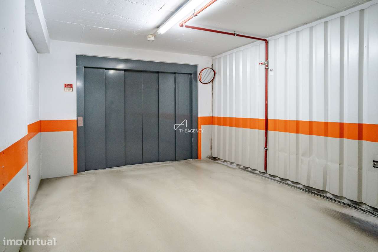 Apartamento T1 com Garagem na Rua Viriato – Avenidas Novas | Lisboa-24