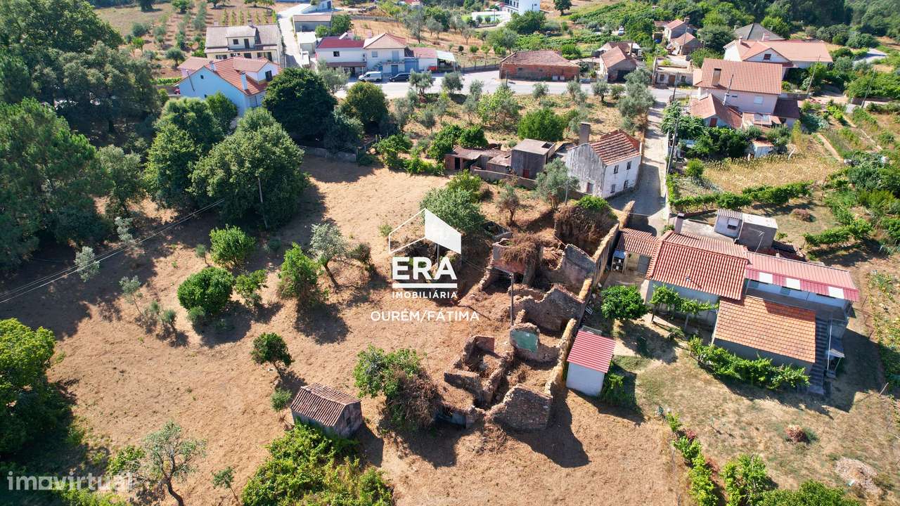 Terreno com Ruína com cerca de dois Hectares - Grande imagem: 3/16