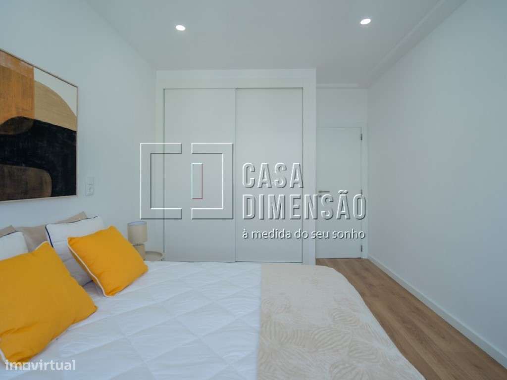 Apartamento T3 em Benfica com arrecadação, Totalmente Mobilado e Pr...-17