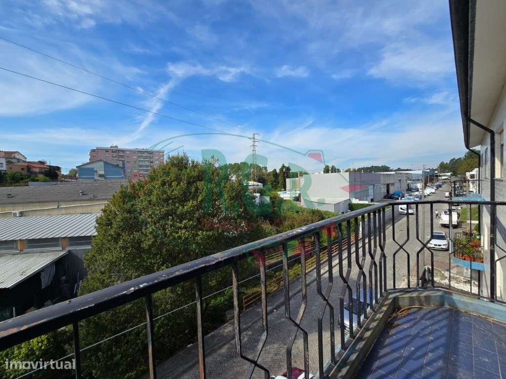 T3 de 3 Frentes | Próximo Estação Comboios Rio Tinto-18