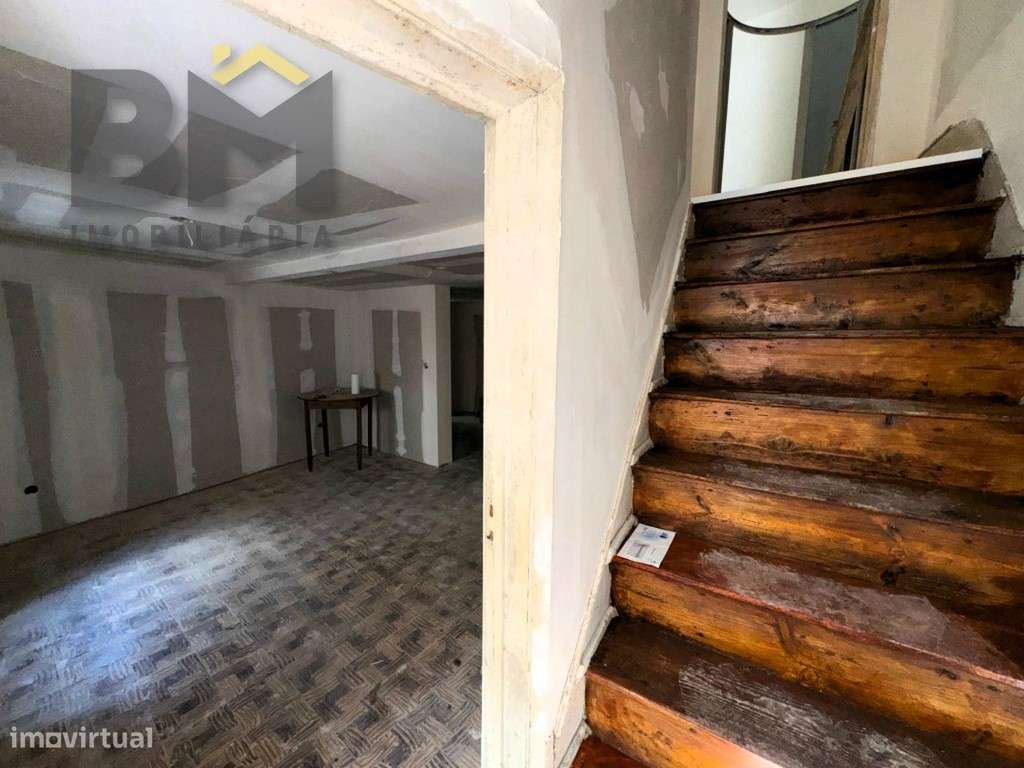 Moradia T2 com terraço para venda em Escalos de Cima! - Grande imagem: 2/20