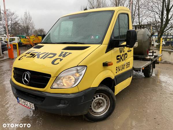 Mercedes-Benz Sprinter - 2