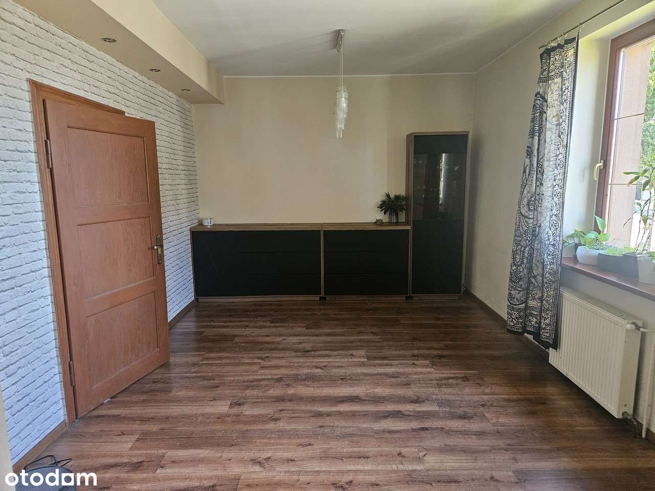 Przestronny dom 5 pokoi z garażem i piwnicą - Pełny obrazek: 5/17