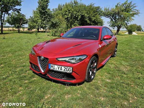 Alfa Romeo Giulia 2.9 V6 Bi-Turbo AT8 Quadrifoglio - 19