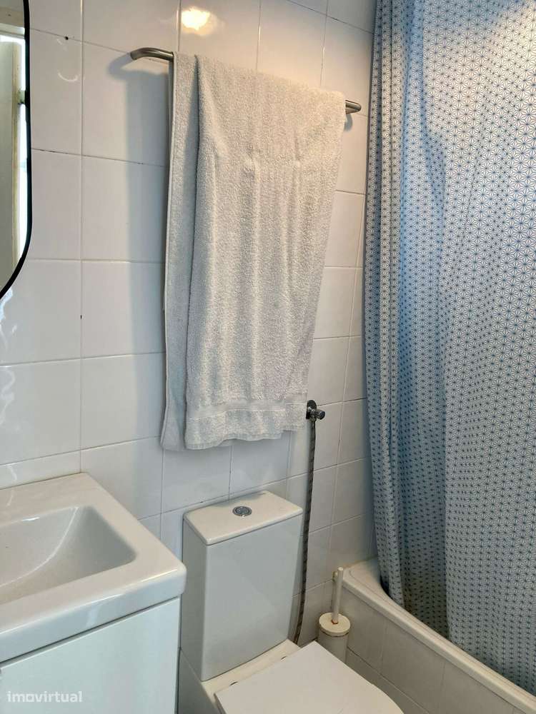 Olá Lisboa-Apartamento T3 Renovado na Penha de França - Bairro dos Act-16