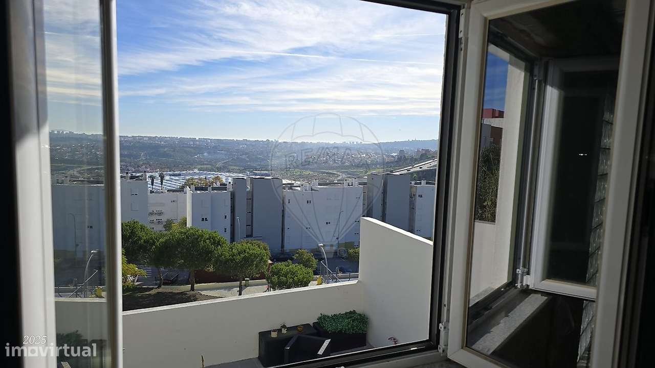 Moradia T2 para venda-25