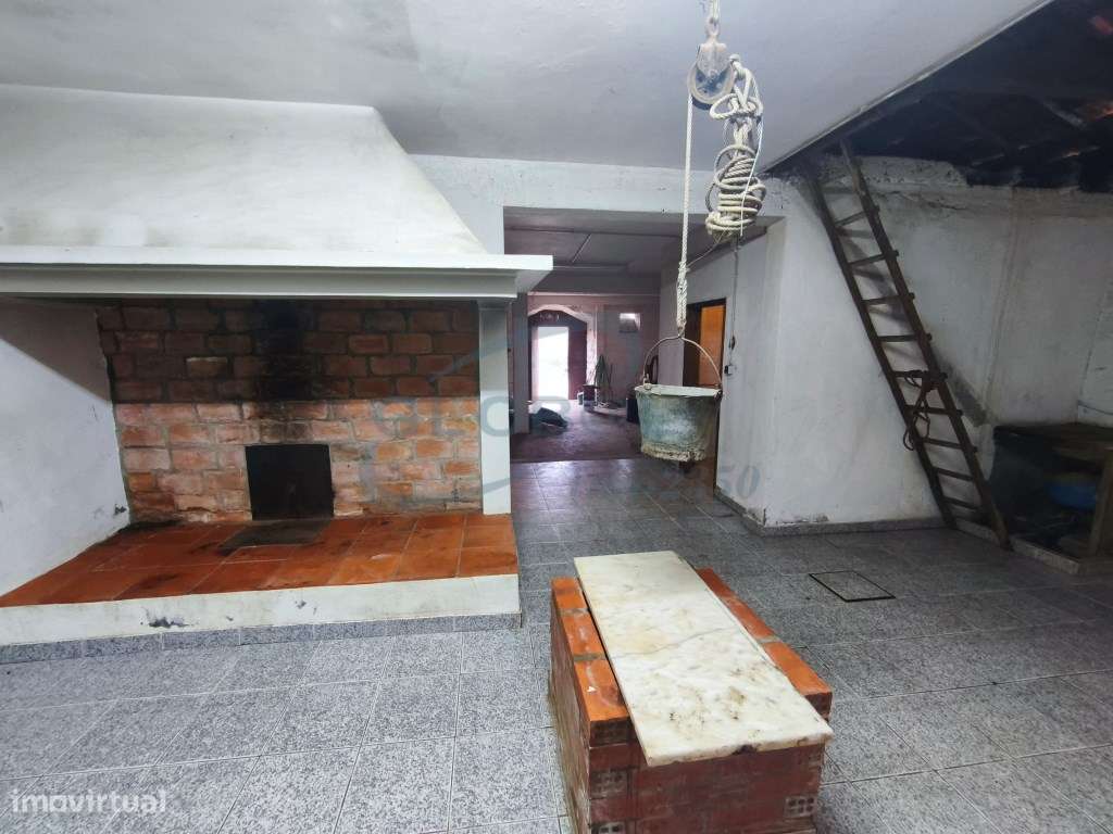 Moradia t3 com garagem em Torres Novas - Grande imagem: 2/12