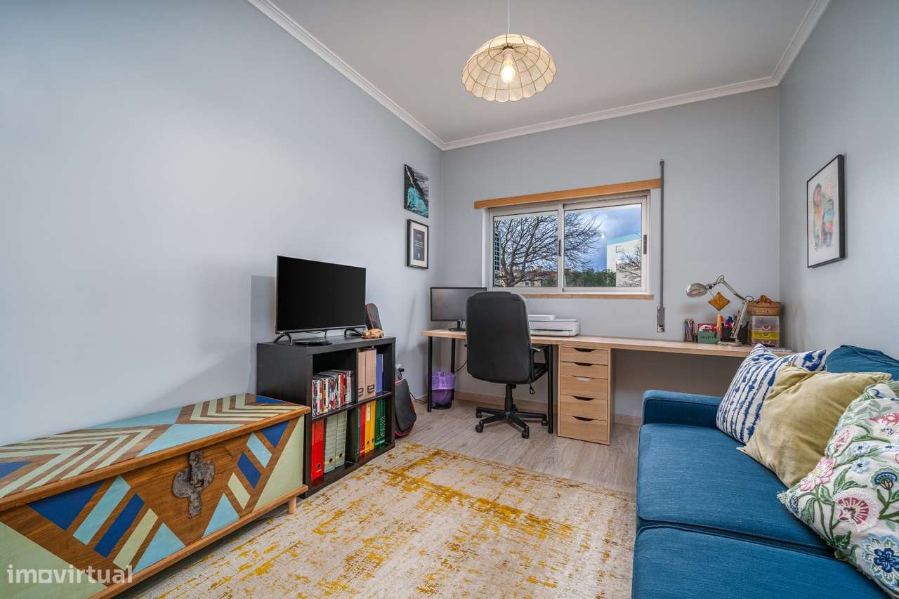 Apartamento T3 com garagem-18