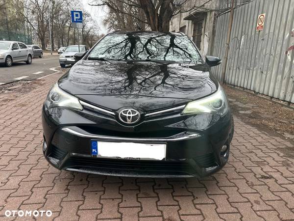 Toyota Avensis 2.0 Premium MS - 3