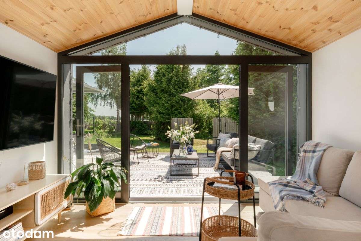 Domek mobilny na działce z widokiem na jezioro-10