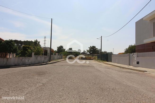 Terreno Urbano de 288m2, Foros de Amora-5