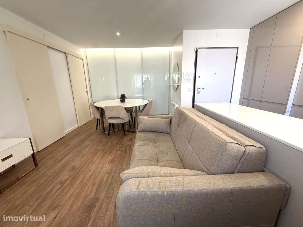 T1 remodelado na 3ª linha de Praia, em condomínio fechado-8