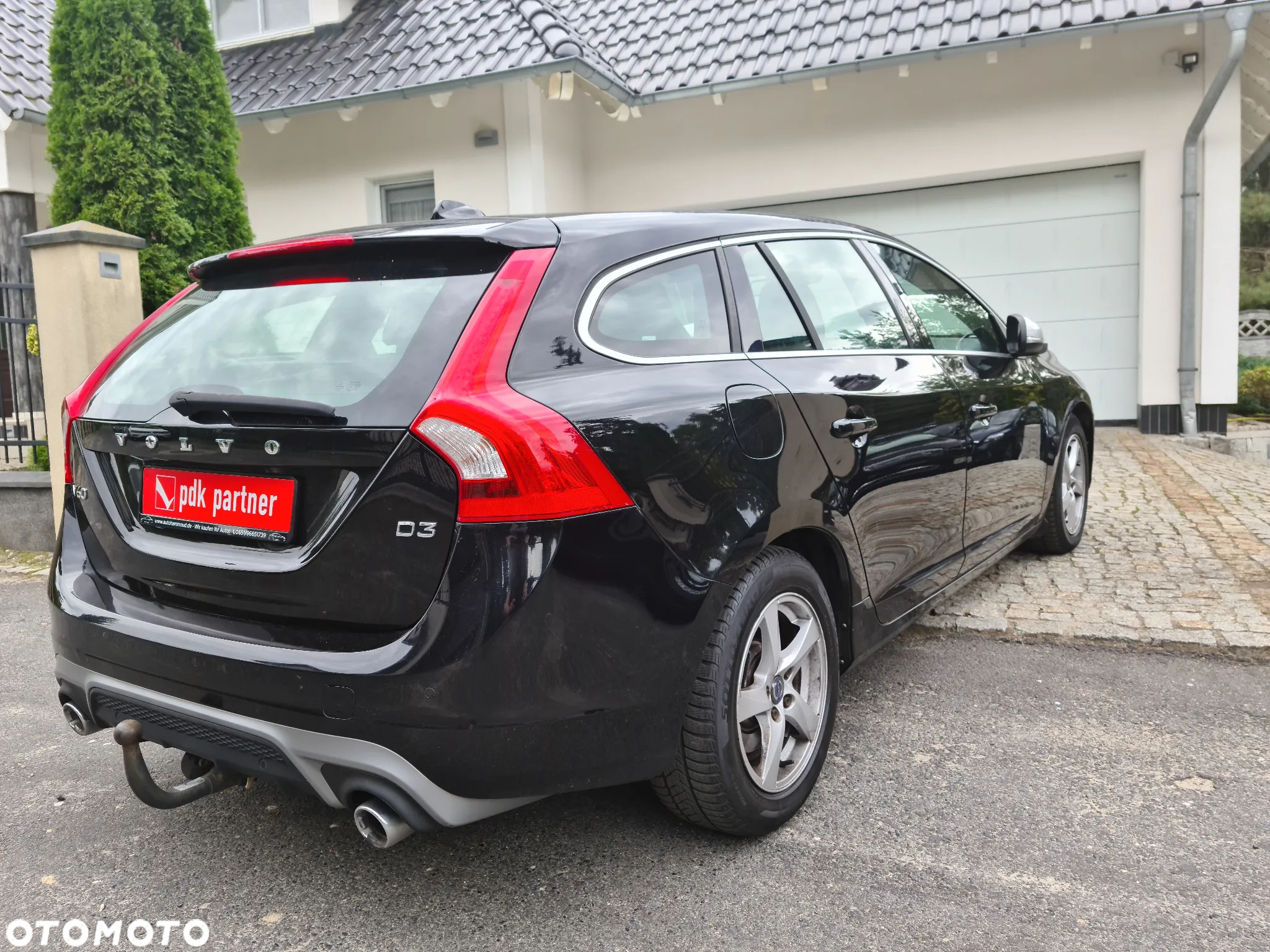 Volvo V60 D3 Drive-E R-Design Momentum - 36