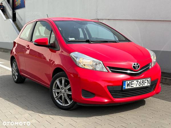 Toyota Yaris 1.0 Premium - 8