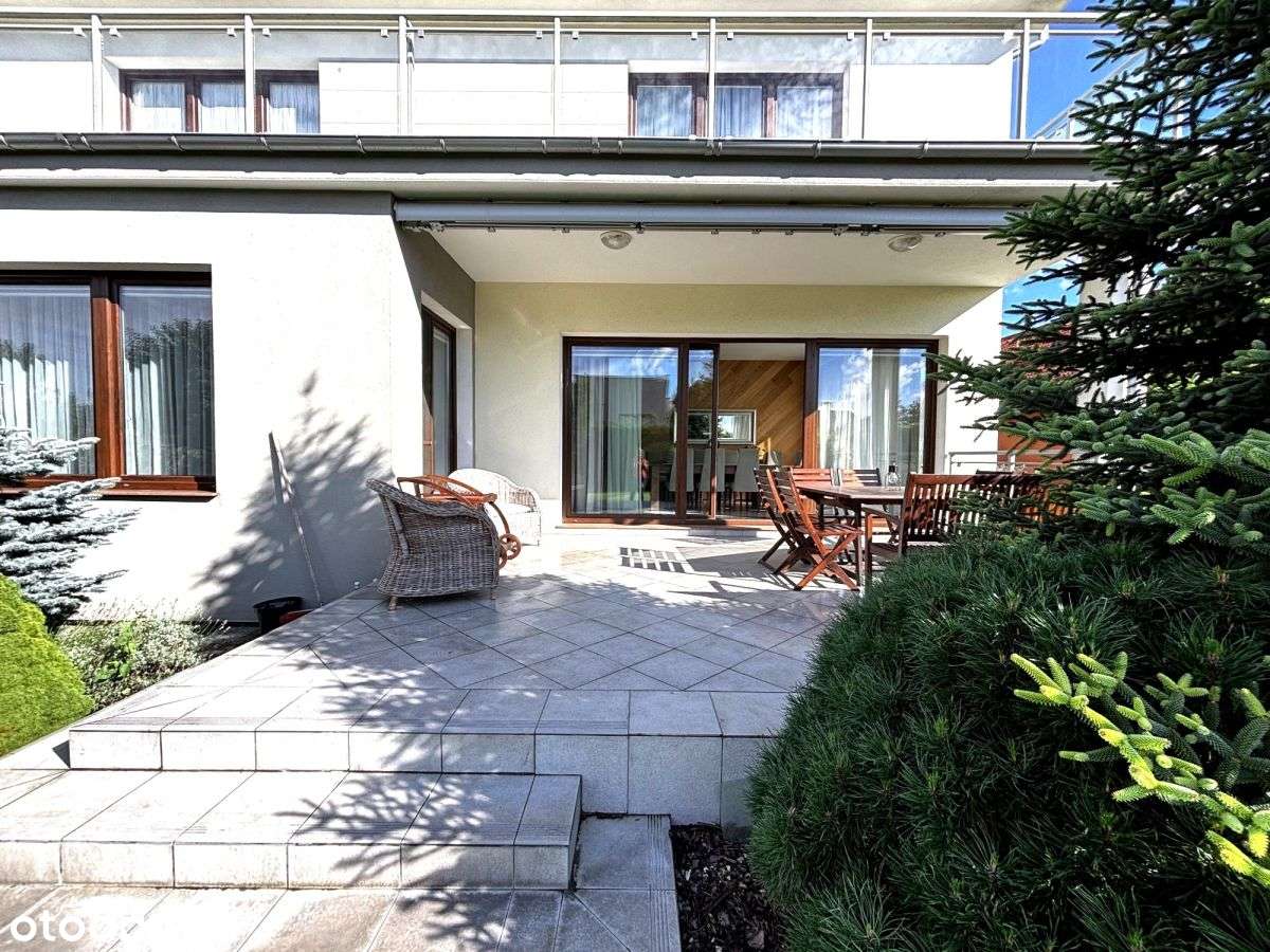 Nieruchomość Z Potencjałem W Centrum - Pełny obrazek: 1/20